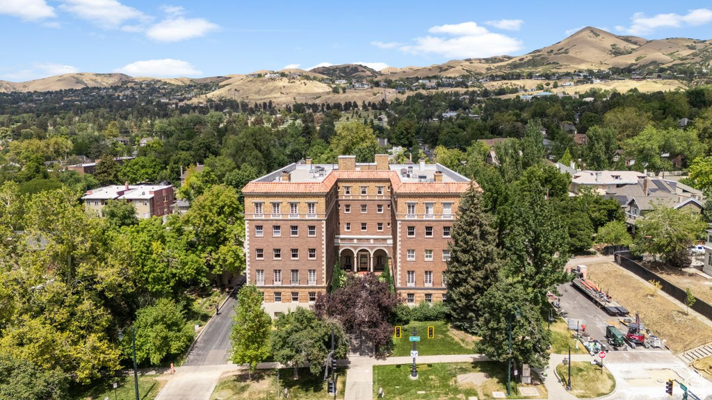 1283 E SOUTH TEMPLE ##404 Salt Lake City, UT 84102
