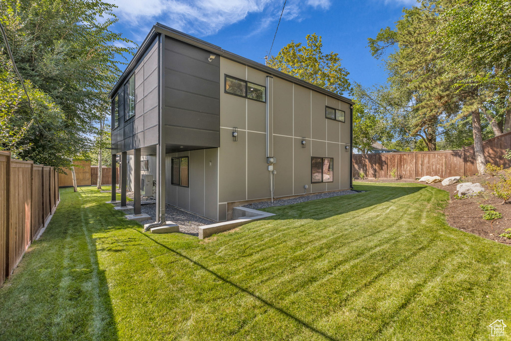 1817 E NORTH WOODSIDE DR Holladay, UT 84124