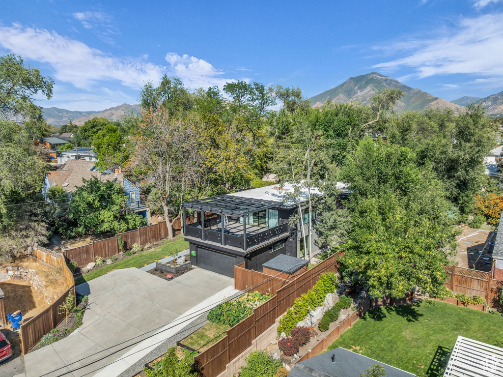 1817 E NORTH WOODSIDE DR Holladay, UT 84124