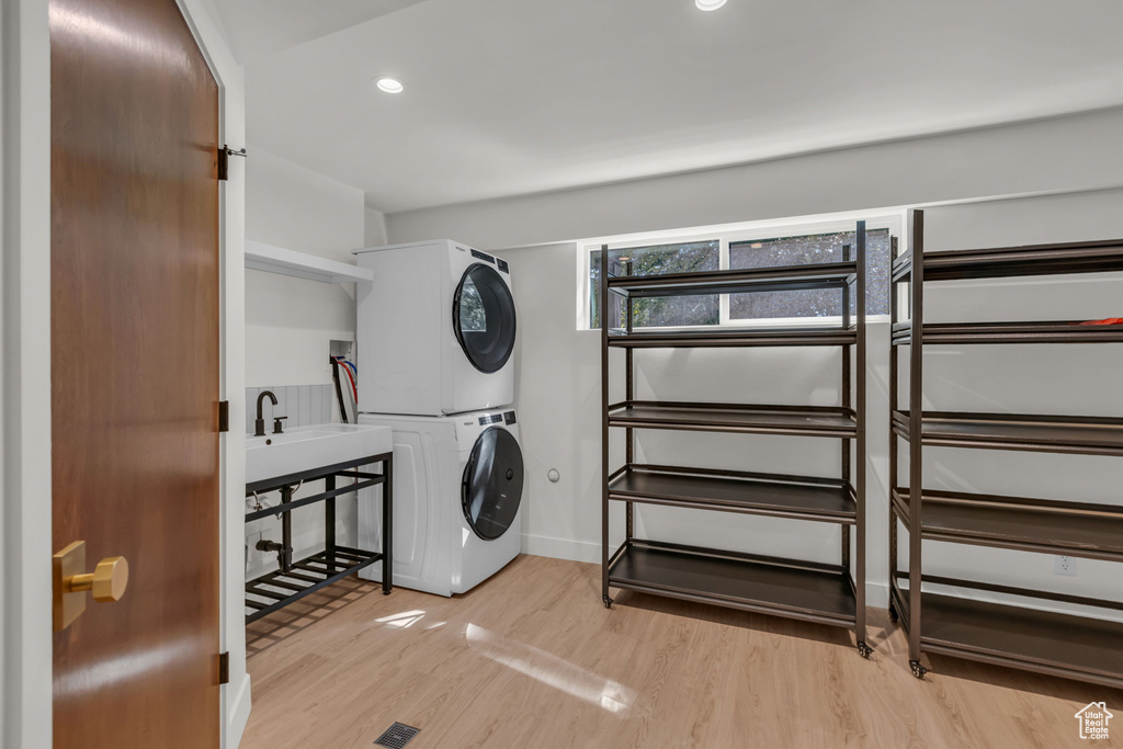 1817 E NORTH WOODSIDE DR Holladay, UT 84124