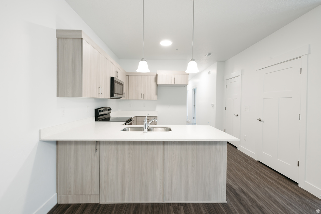 858 N COULSEN DR #K102 Saratoga Springs, UT 84045