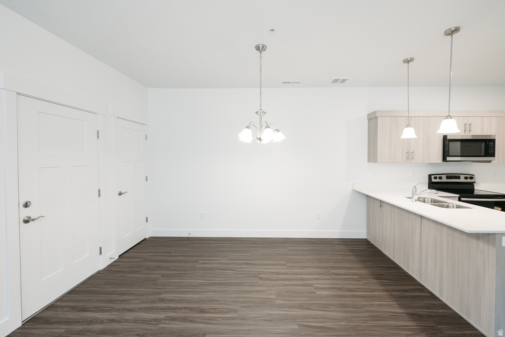 858 N COULSEN DR #K102 Saratoga Springs, UT 84045