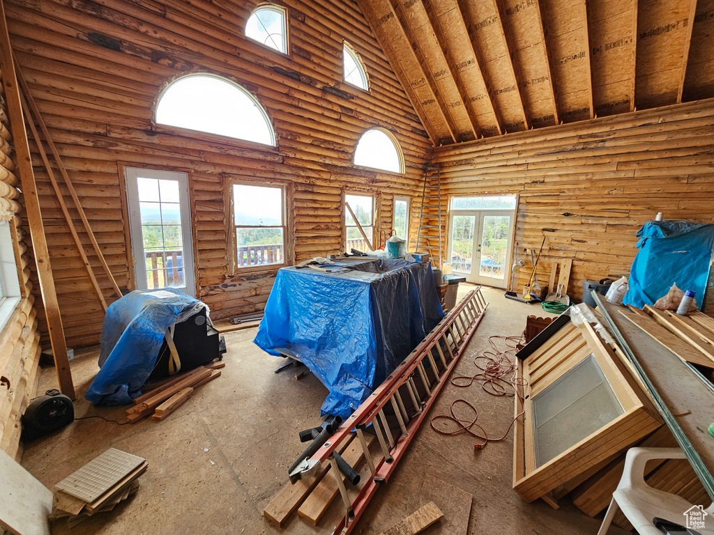Photo 12 for MLS #2109092 at 2230 S Porcupine Cir