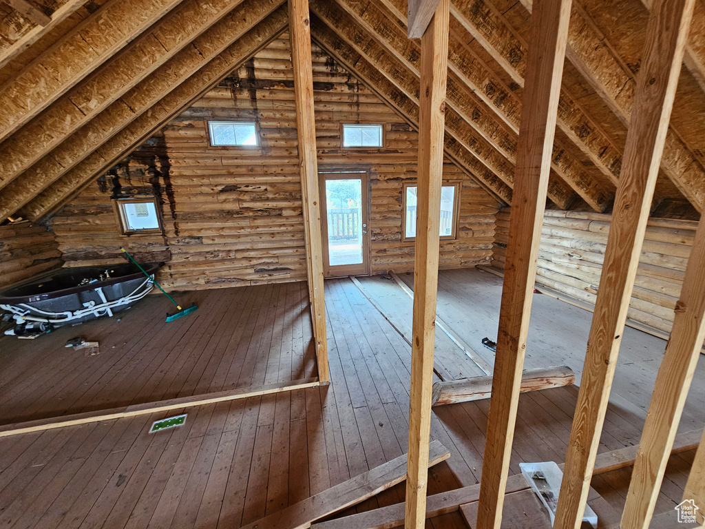 Photo 14 for MLS #2109092 at 2230 S Porcupine Cir