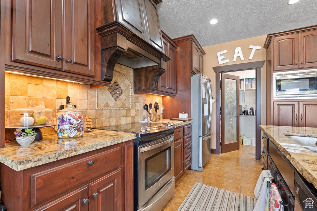 975 E 715 S Genola, UT 84655