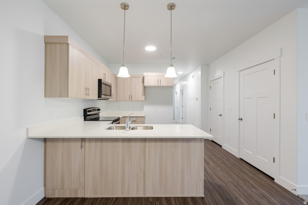 858 N COULSEN DR #K202 Saratoga Springs, UT 84045