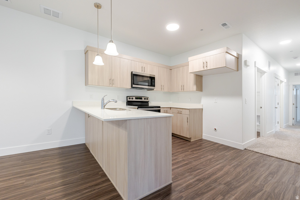 858 N COULSEN DR #K202 Saratoga Springs, UT 84045