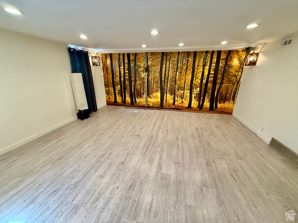 Photo 18 for MLS #2109109 at 1358 E Maplewood Cir
