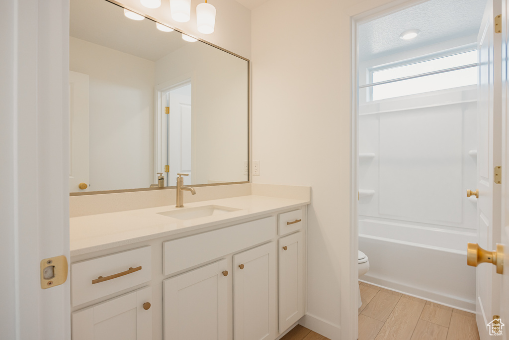 Photo 20 for MLS #2109116 at 3091 N Lone Pine St #413