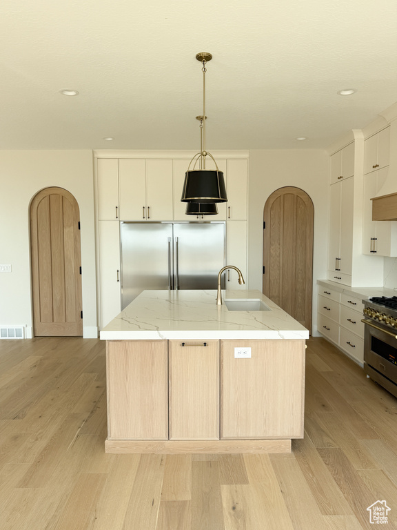 16 E POWELL ST #129 Vineyard, UT 84059