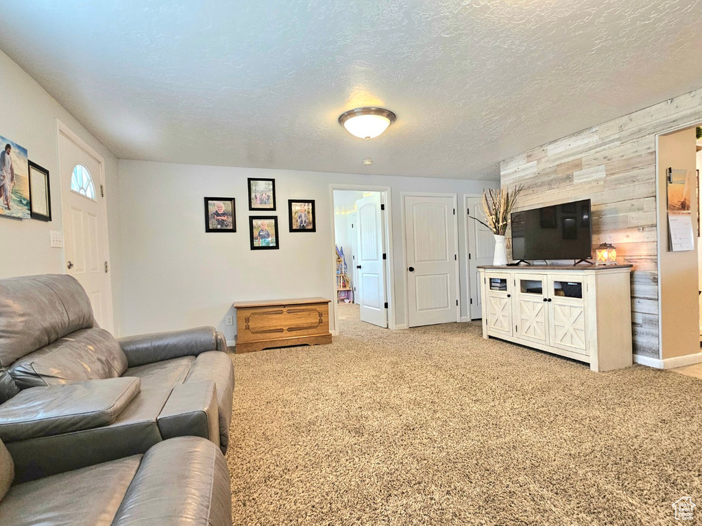 290 W 300 N Orangeville, UT 84537