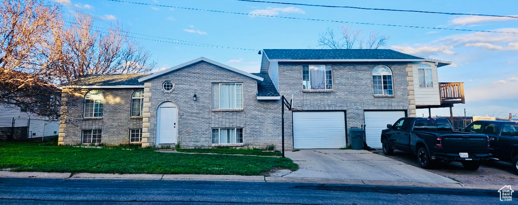 Photo 1 for MLS #2109123 at 297 S Northcreek Ln