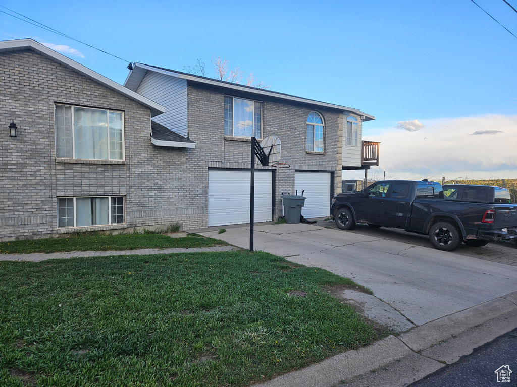 Photo 3 for MLS #2109123 at 297 S Northcreek Ln