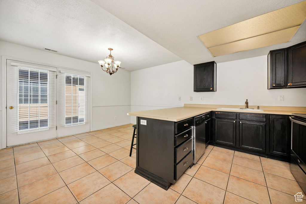 Photo 7 for MLS #2109129 at 2 N Somerset Pl