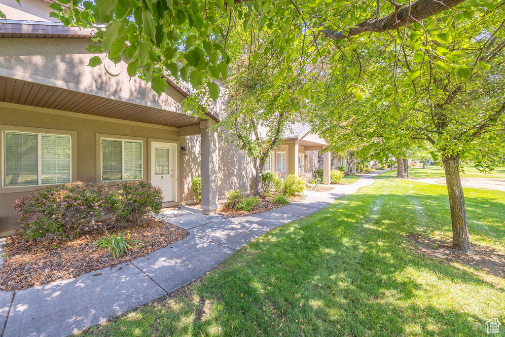 Photo 2 for MLS #2109129 at 2 N Somerset Pl