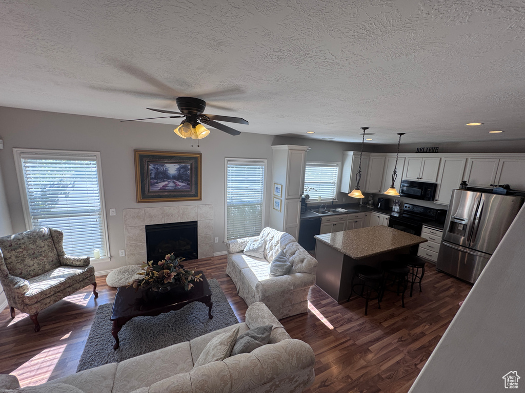 Photo 6 for MLS #2109131 at 4366 W Degray Dr