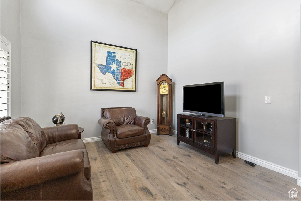 Photo 5 for MLS #2109135 at 5489 N Hampton Way