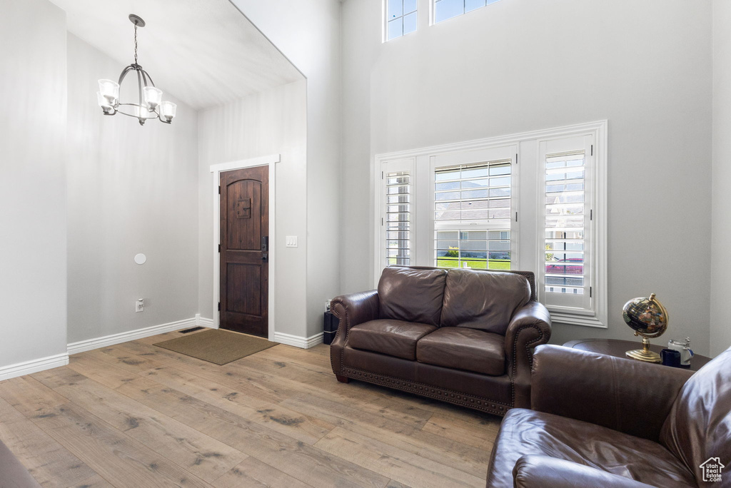 Photo 4 for MLS #2109135 at 5489 N Hampton Way