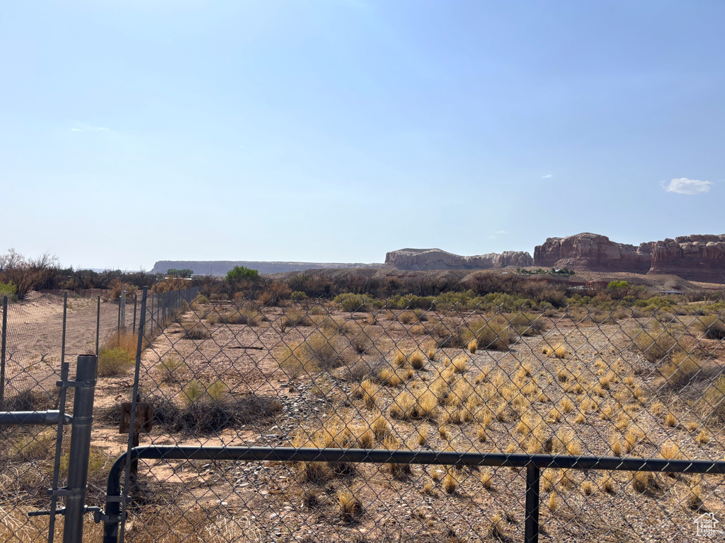 1 E BLACK LOCUST AVE Bluff, UT 84512