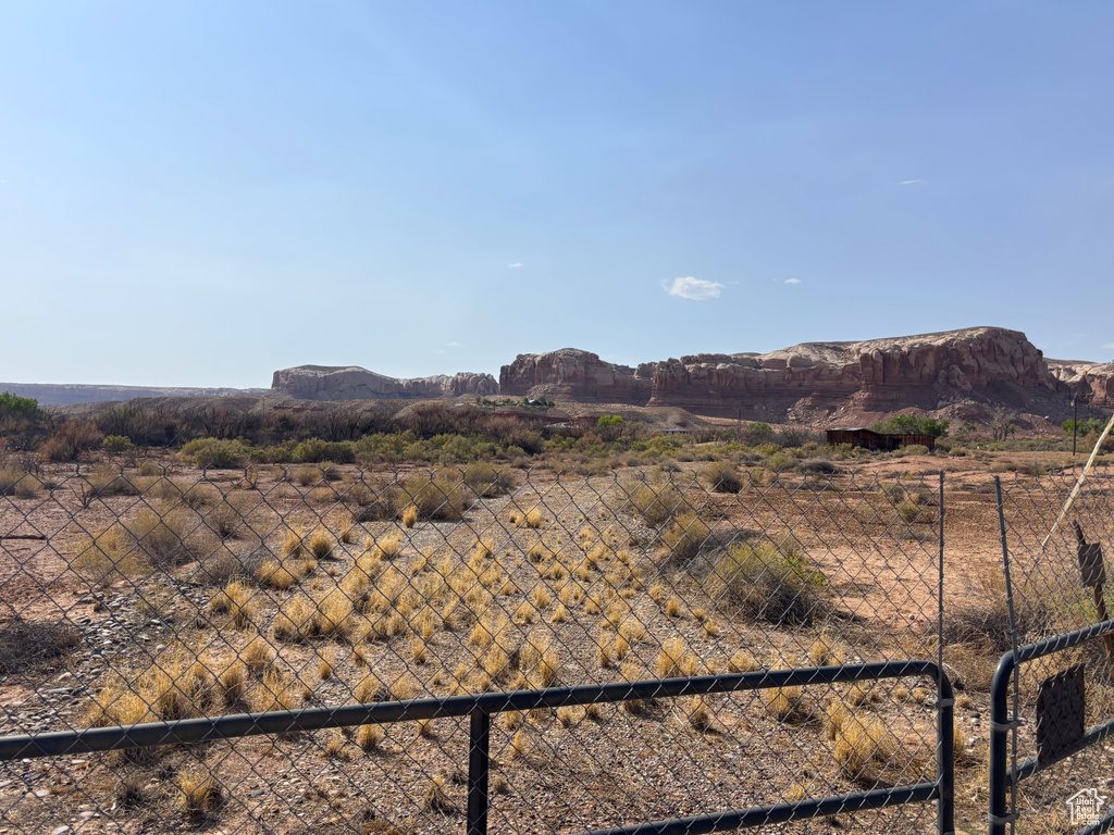 1 E BLACK LOCUST AVE Bluff, UT 84512