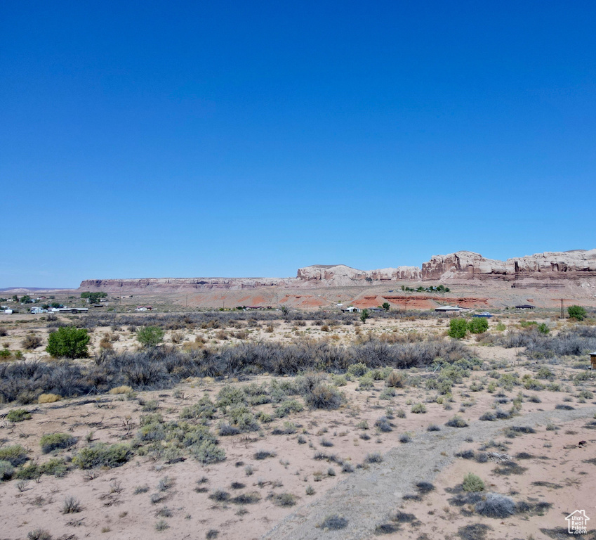 1 E BLACK LOCUST AVE Bluff, UT 84512