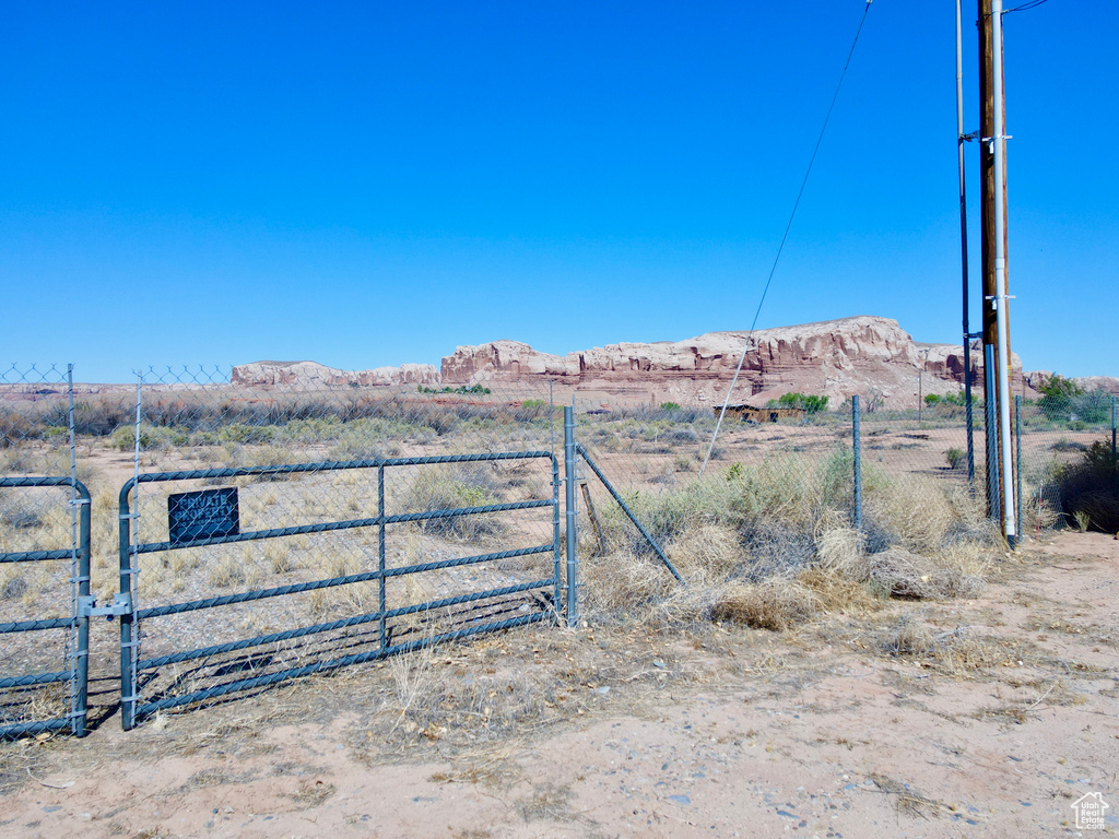 1 E BLACK LOCUST AVE Bluff, UT 84512