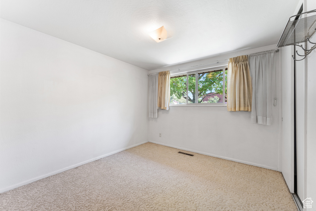 Photo 8 for MLS #2109155 at 1002 S Grandview Rd