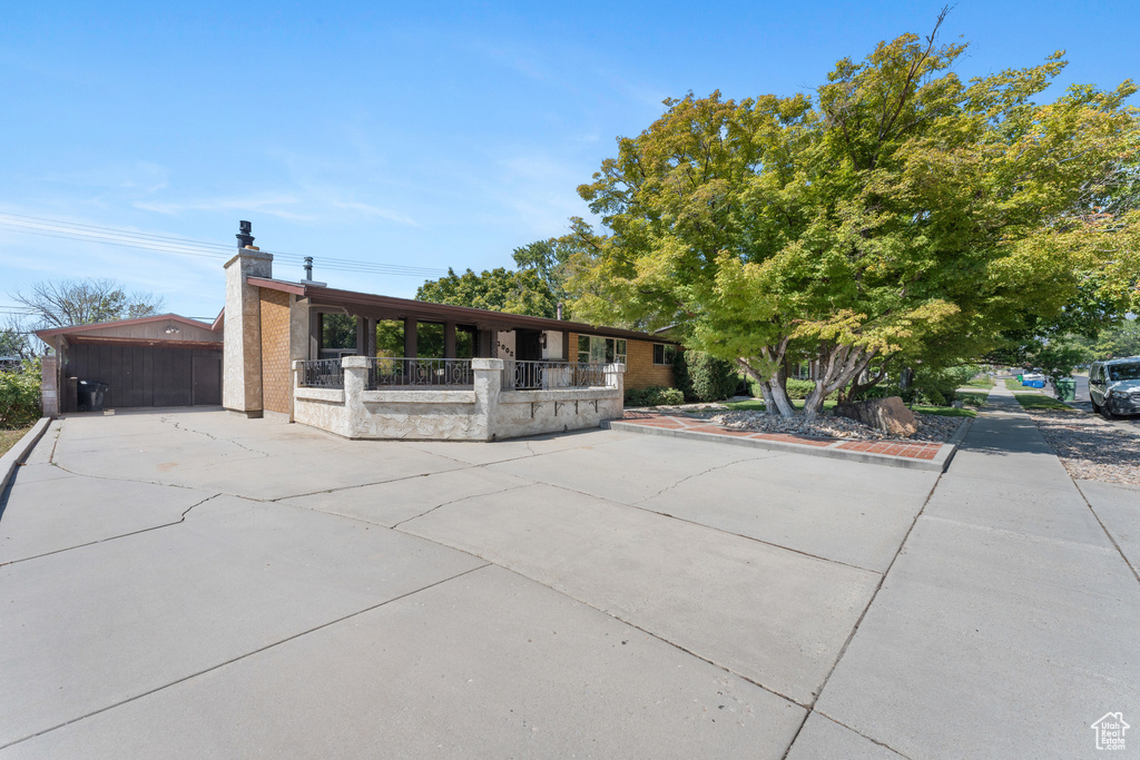 Photo 23 for MLS #2109155 at 1002 S Grandview Rd