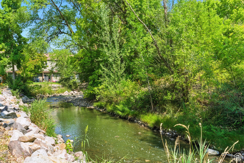 5555 S WILLOWS LN #E Murray, UT 84107