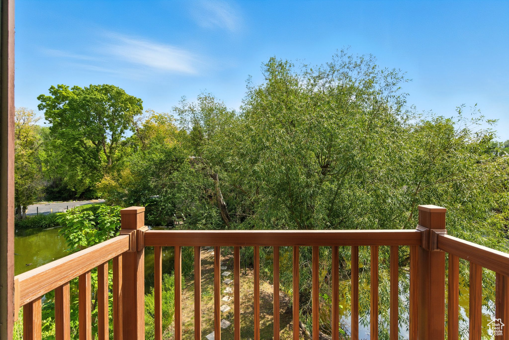 5555 S WILLOWS LN #E Murray, UT 84107