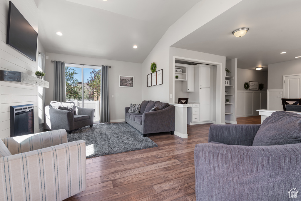 Photo 8 for MLS #2109172 at 2184 W Kimber Ln