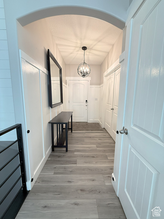 8404 S SNOW CANYON DR West Jordan, UT 84081