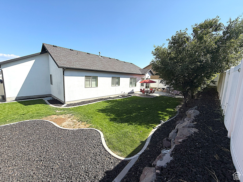 8404 S SNOW CANYON DR West Jordan, UT 84081