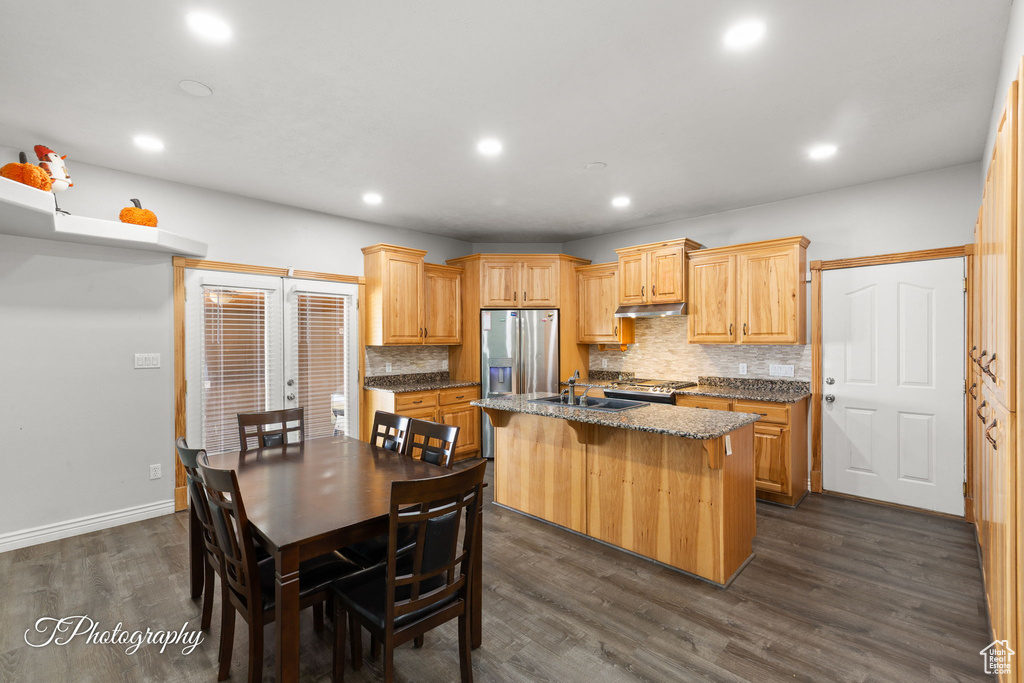 Photo 10 for MLS #2109177 at 2216 W Cedar Hills Dr