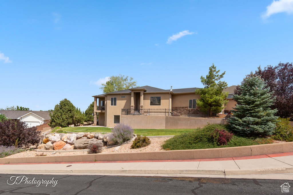 Photo 2 for MLS #2109177 at 2216 W Cedar Hills Dr