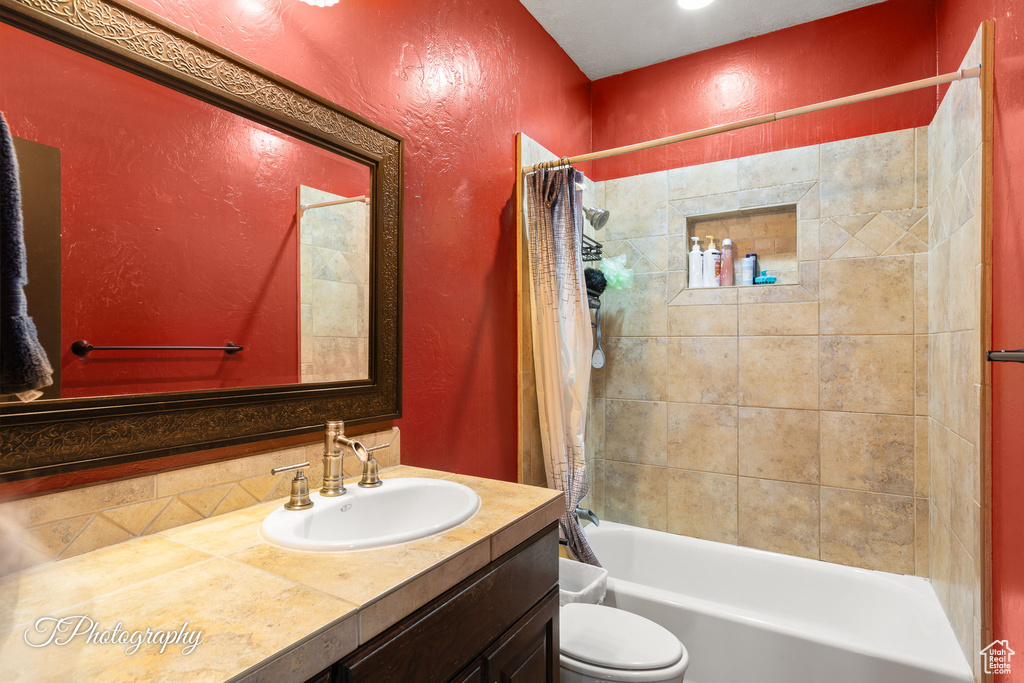 Photo 19 for MLS #2109177 at 2216 W Cedar Hills Dr