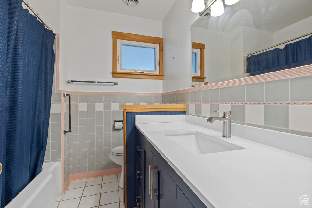 Photo 16 for MLS #2109192 at 3635 E Apollo Dr
