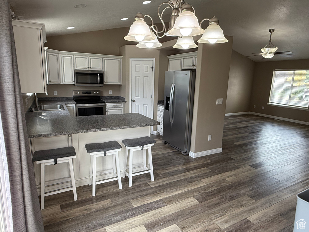Photo 8 for MLS #2109200 at 2396 E 1700 South