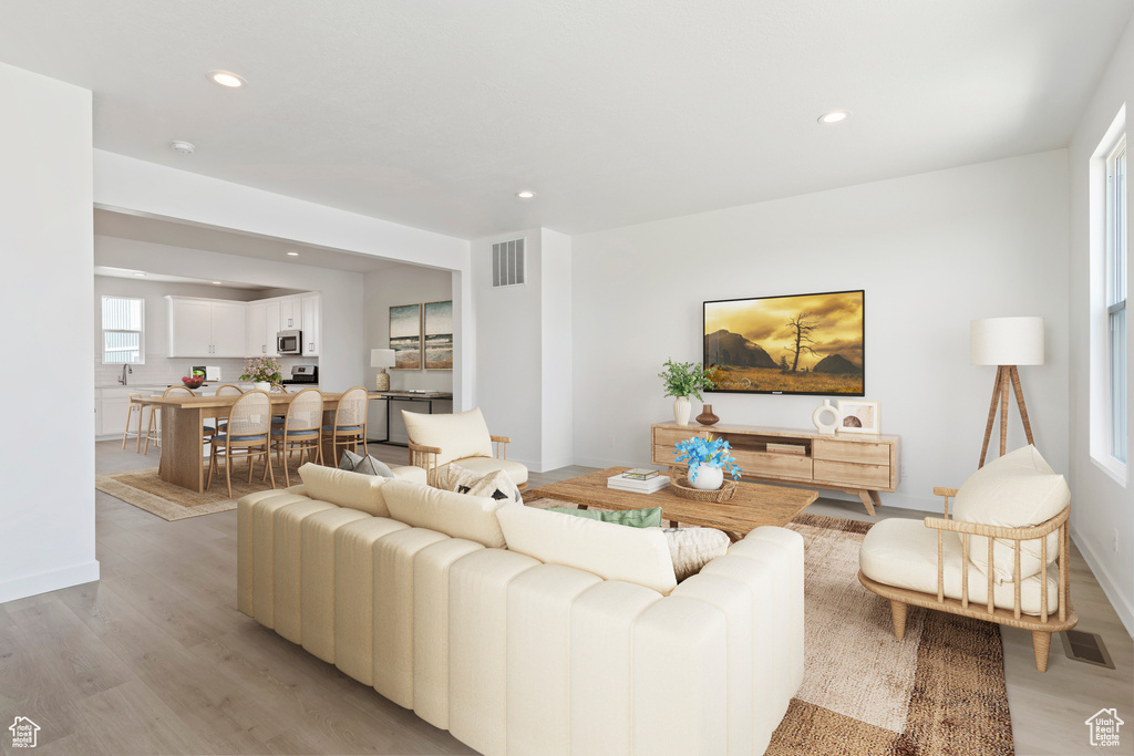 Photo 13 for MLS #2109204 at 927 S Mathilda Dr #263