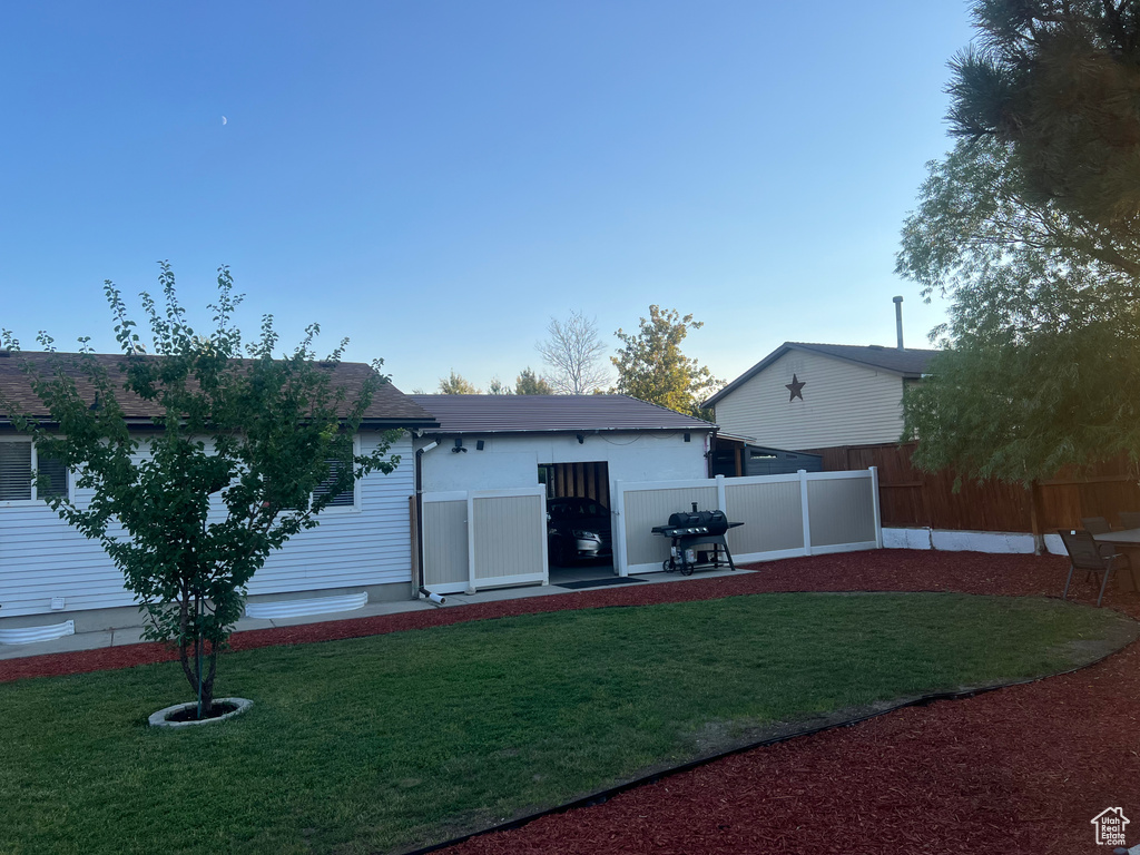 Photo 10 for MLS #2109212 at 5382 W North Lilac Ave