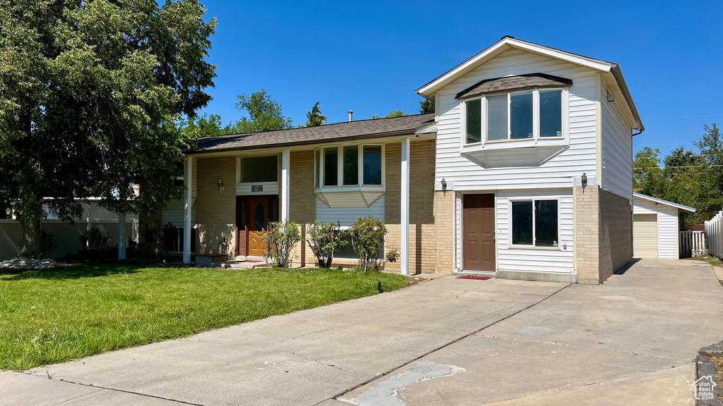 Photo 2 for MLS #2109221 at 1457 E 7380 South