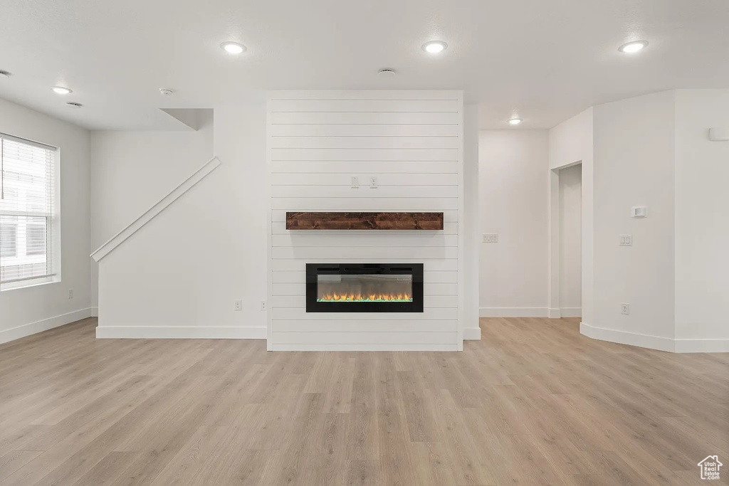 Photo 4 for MLS #2109222 at 3464 S Forres Ct