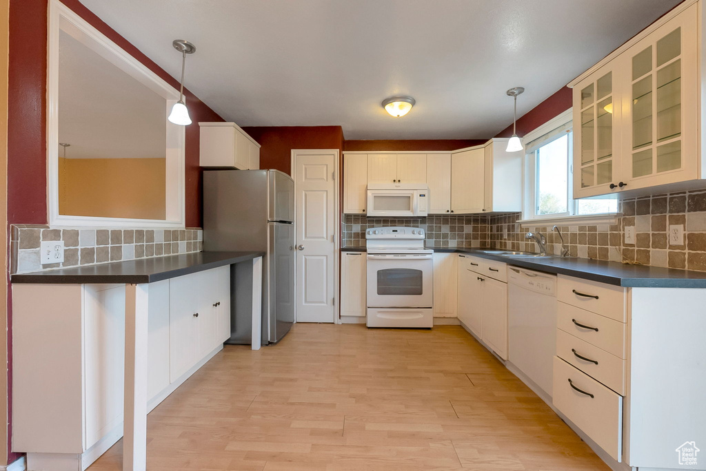 Photo 6 for MLS #2109225 at 5745 W Lodestone Ave