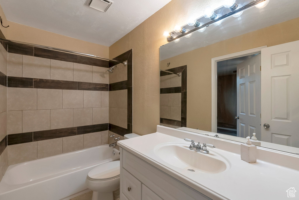 Photo 15 for MLS #2109225 at 5745 W Lodestone Ave