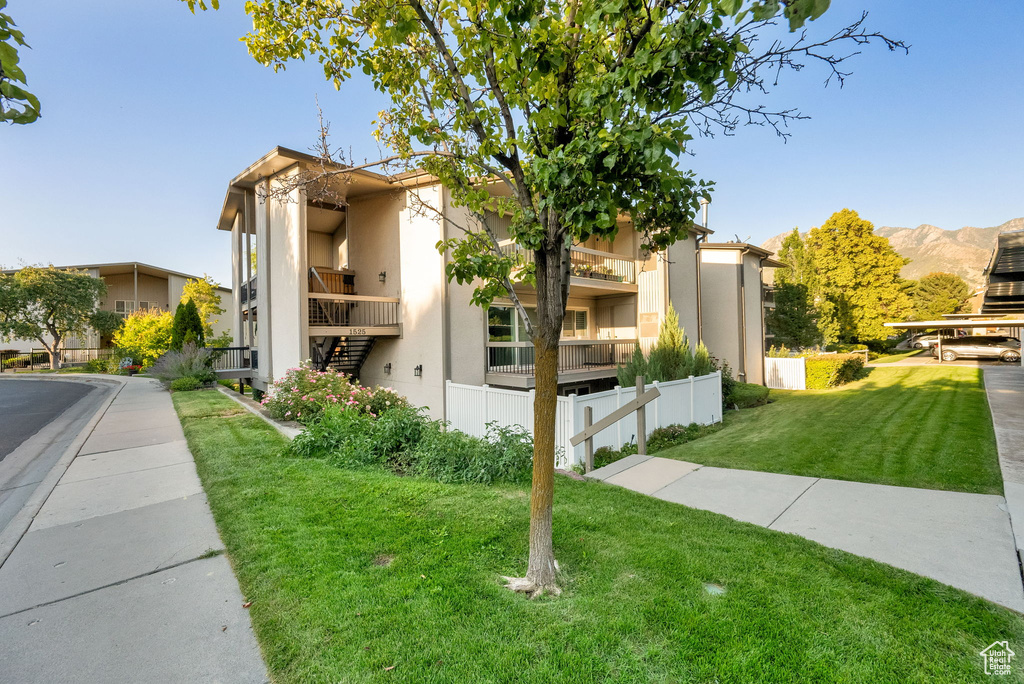 Photo 2 for MLS #2109228 at 1525 E Waterbury Dr #B