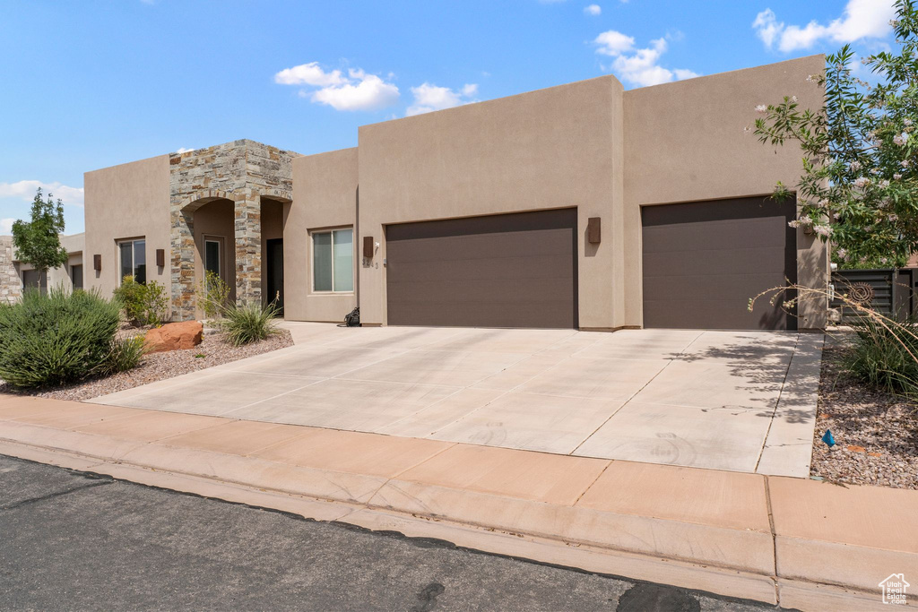 Photo 33 for MLS #2109229 at 3243 S Sand Stone Dr