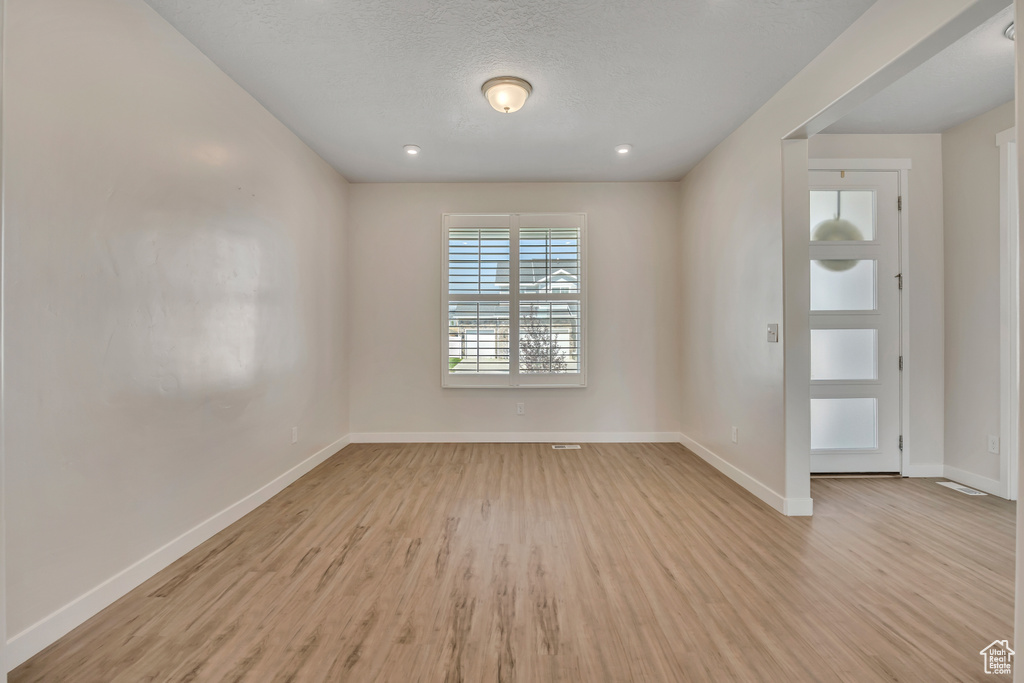 Photo 6 for MLS #2109237 at 6129 W Coulee Ln