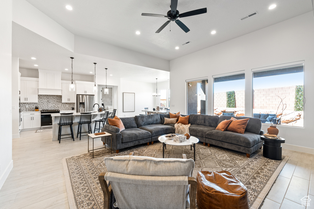 Photo 4 for MLS #2109249 at 423 W Fitness Way