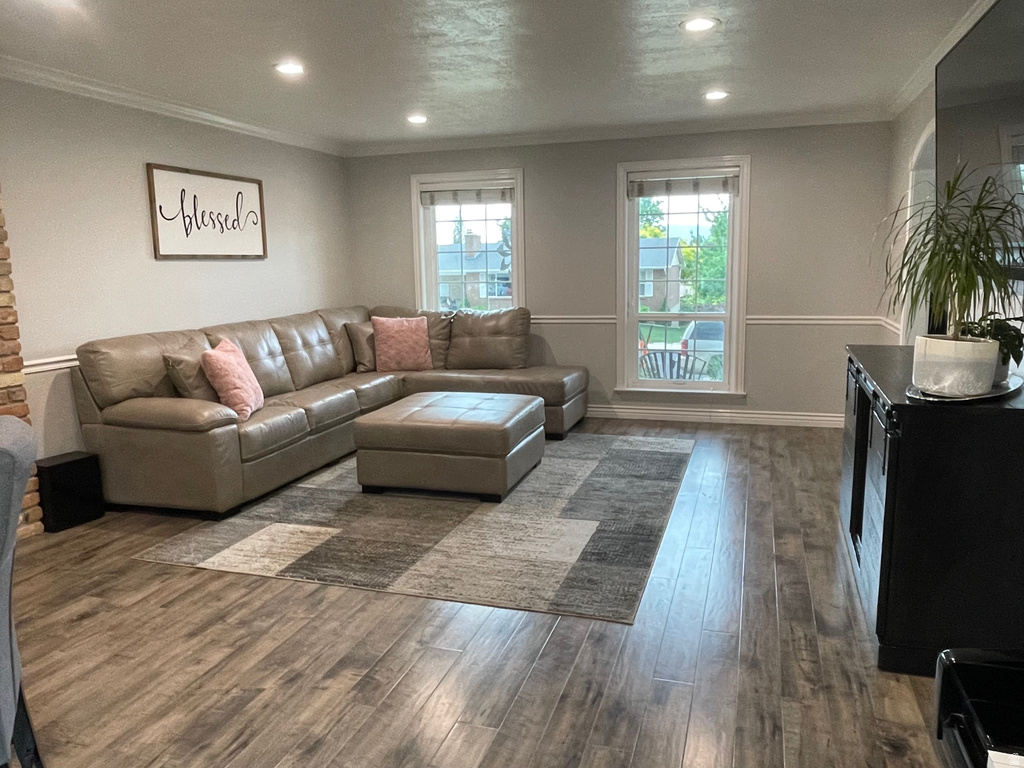 495 VALLEY VIEW DR Pleasant Grove, UT 84062