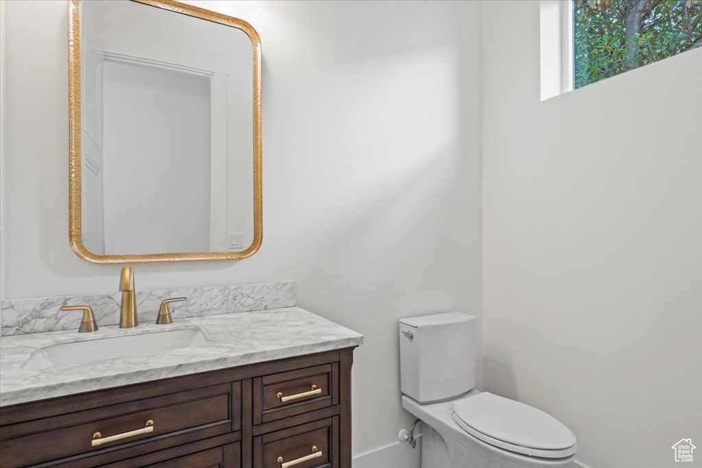 Photo 5 for MLS #2109254 at 1361 S Lincoln St